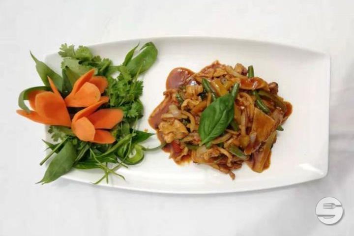 334. Canard au Basilic - Chef Lin