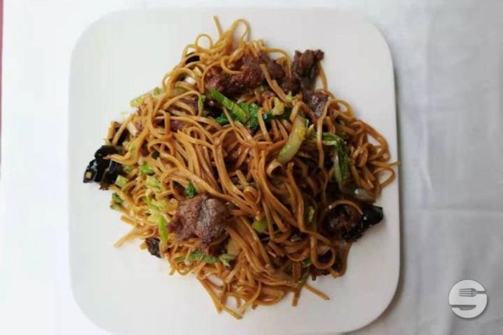 152. Nouilles Sautées au Bœuf - Chef Lin