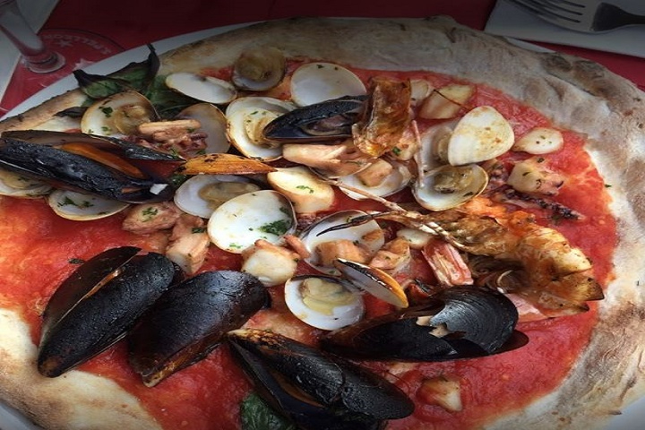 Pescatore Rossa - Artigiano Cafe Bern