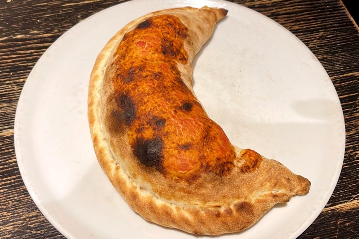 Calzone - Mc. Joe City Pizza