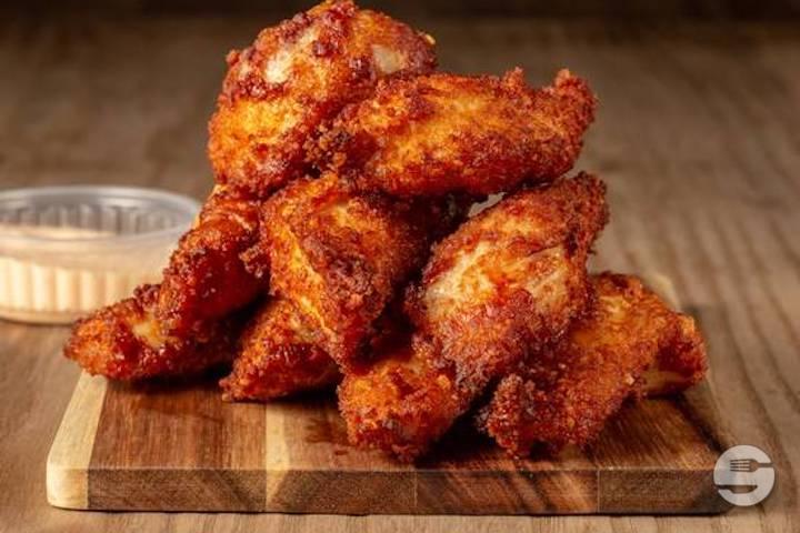 Ailes de Poulet Croustillantes avec Frites - Safran Food