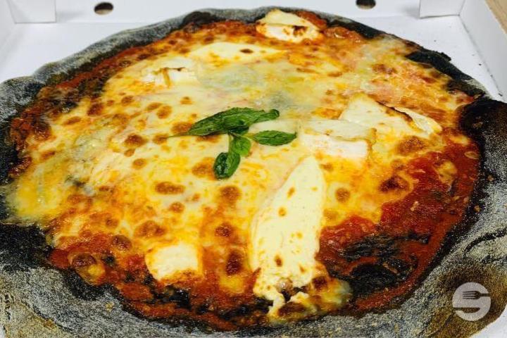 4 Cheeses - Pizzeria Tomate