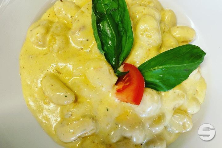Gnocchi Al Funghi Porcini - Schmiede Restaurant Oberi