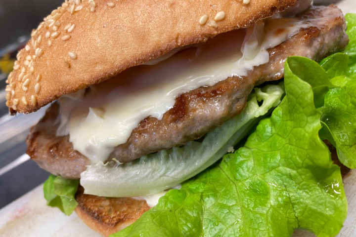 Cheeseburger - Schmiede Restaurant Oberi