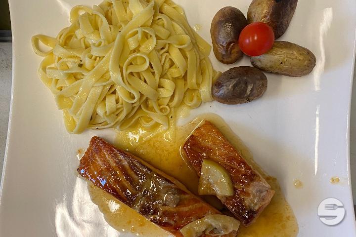 Pangasus Knusperli (10 Stück) - Schmiede Restaurant Oberi