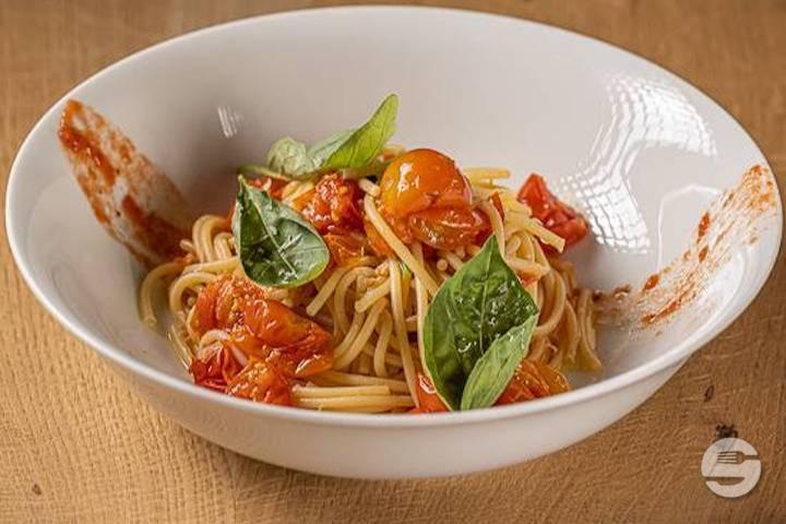 Basil and Tomatoes - Liny