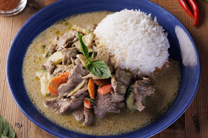 136. Émincé de Bœuf au Curry Vert - Manira Wokshop