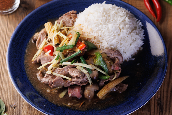 154. Émincé de Canard Sauté au Gingembre - Manira Wokshop
