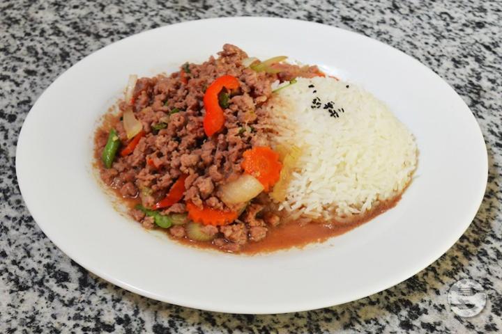 102. Porc Haché Sauté au Basilic Thaï - Manira Wokshop