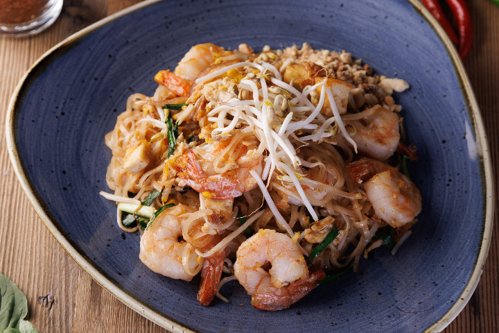 172. Nouilles Sautées au Tofu et Crevettes - Manira Wokshop