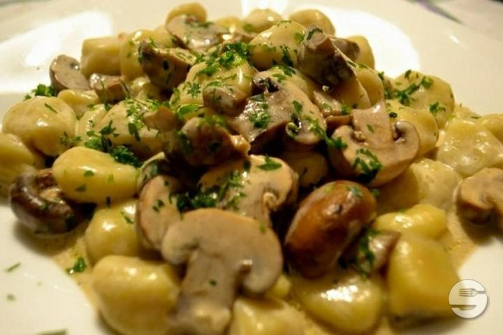 Gnocchi Al Funghi Porcini - Hano Pizza