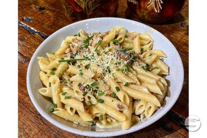 Penne alla Panna - Pizza Banoo