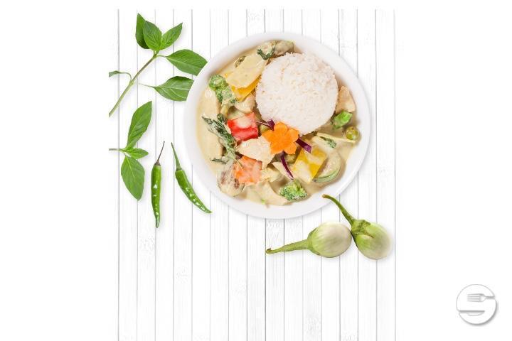 Grünes Curry mit Gemüse und Pouletstreifen - My Thai