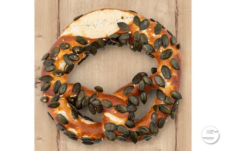 Brezel mit Kürbiskernen - My Brezel
