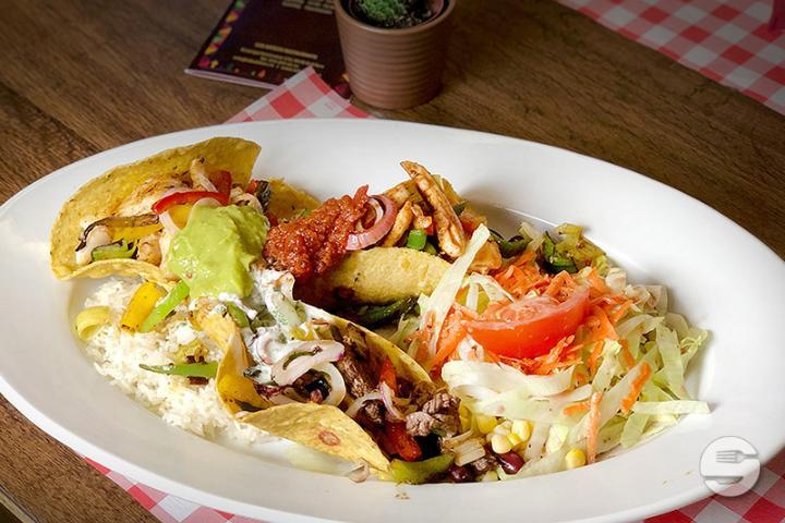Plato Uno - Aastro - EL TORITO
