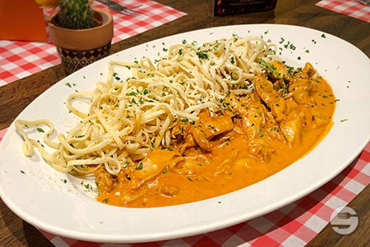 Pouletgeschnetzeltes - Aastro - EL TORITO