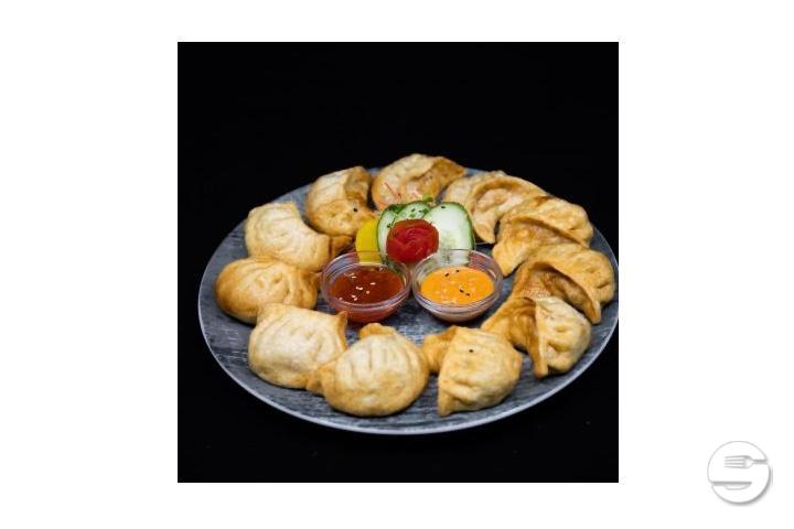 Frittierte Momos - KONGPO