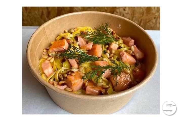 Tagliolini Salmon - Nonna