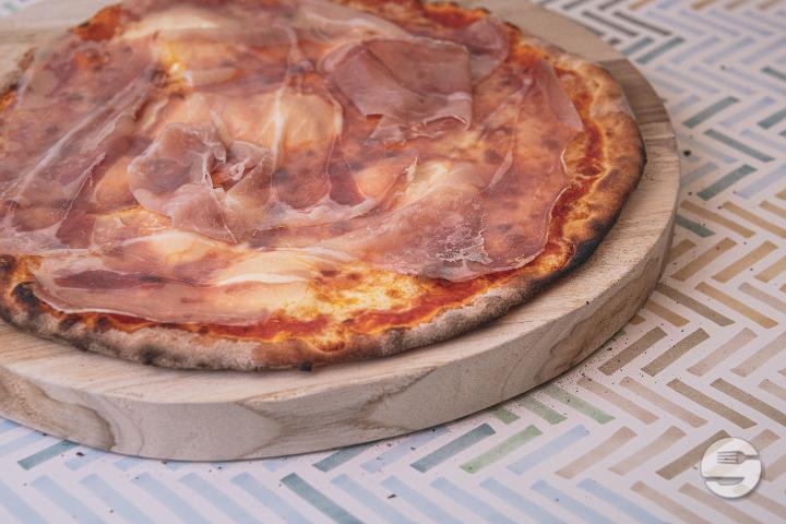 Pizza Mascarpone & Crudo - Giro D'Italia