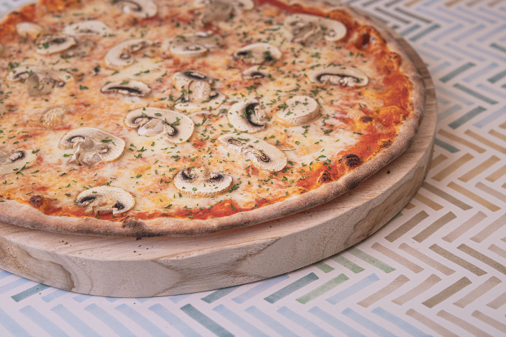 Vegan Pizza Funghi - Giro D'Italia