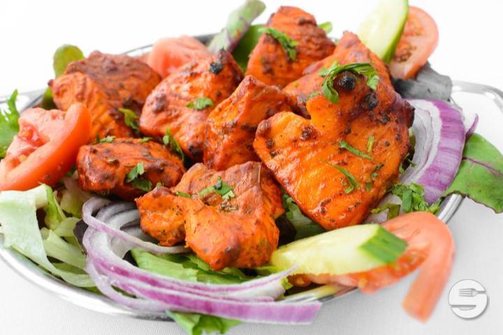 The Punjabi Salad - Restaurant Mahi