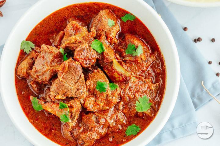 Beef Vindaloo - Restaurant Mahi