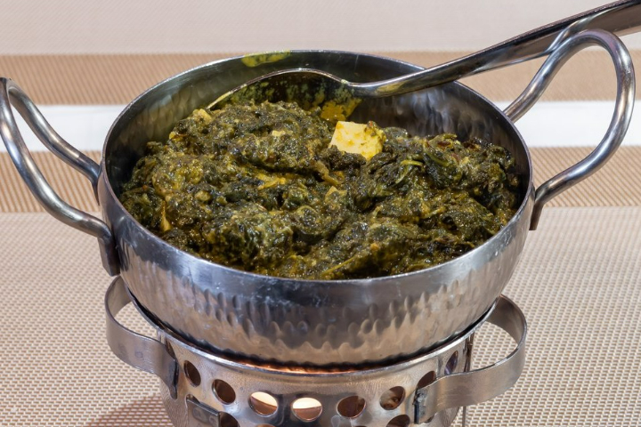 Palak Paneer - Restaurant Mahi