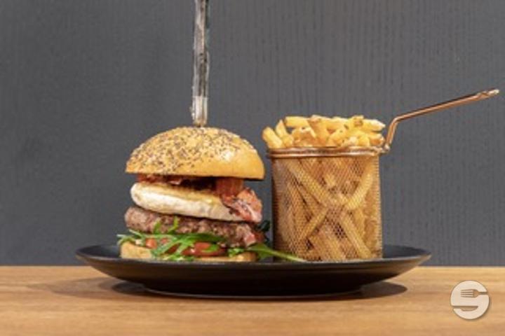 Burger Jean-Claude Dusse - Lucky Brothers