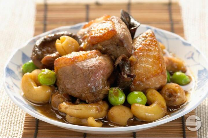 Stir-Fried Duck with Ginger - Tamnanthai