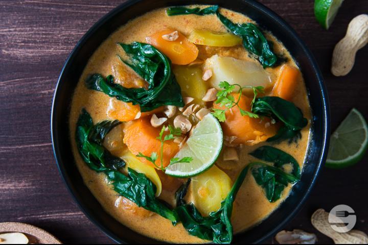 Red Curry Vegetables - Tamnanthai
