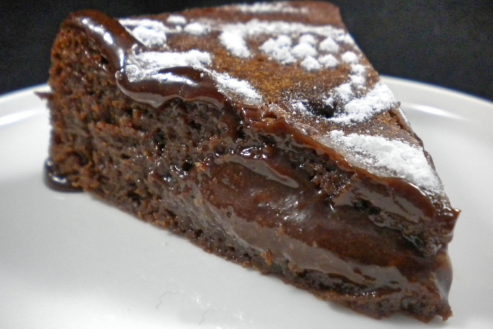 Chocolate Cake - Casa Fenicia