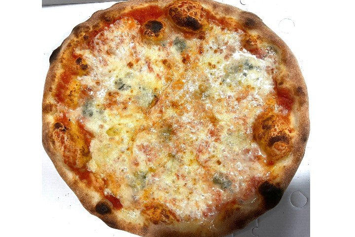 Quattro Formaggi - Pizzaland