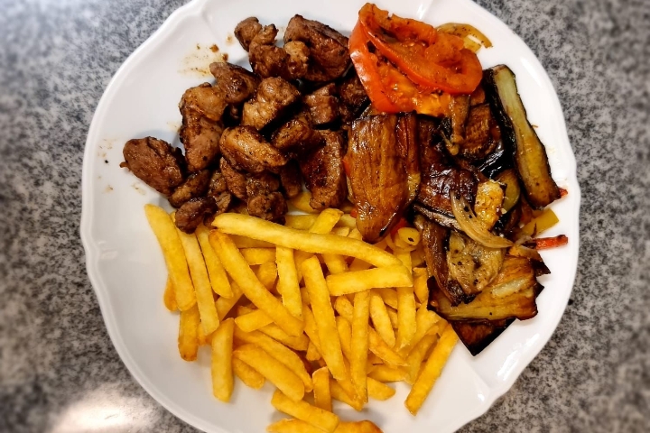 Lamb Plate - Bistro Zollwyde