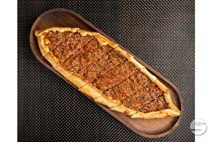Pide with Lamb - Bistro Zollwyde