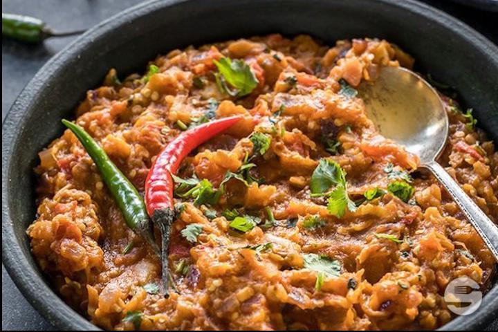 Punjabi Baingan Bartha - Golden India