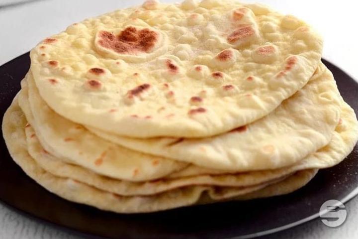 Cheese Naan - Golden India