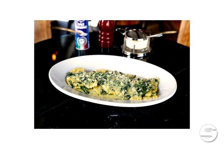 Panzerotti Spinaci - L'Osteria Luzern