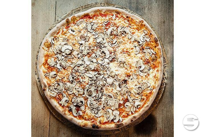 Pizza Funghi Freschi - L'Osteria Luzern