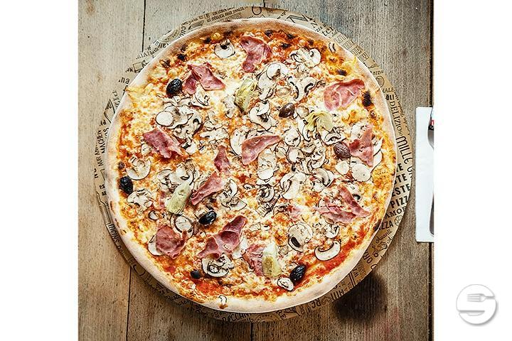 Pizza Capricciosa - L'Osteria Luzern
