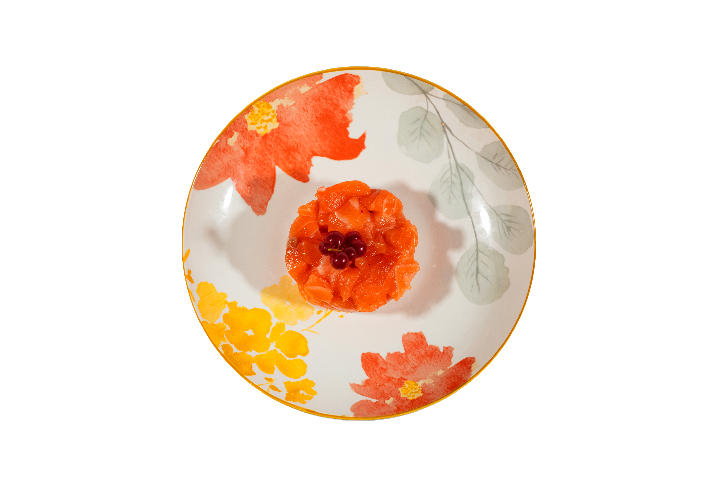 Salmon Tartare with Ponzu Sauce - Level Sushi Zug