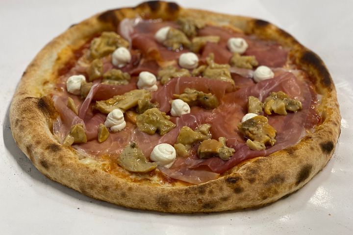 Prosciutto e Funghi - Special - Pizza Style