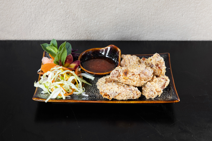 Pouletflügeli mit Sweetchilli-Sauce - La Lup - Asian Kitchen