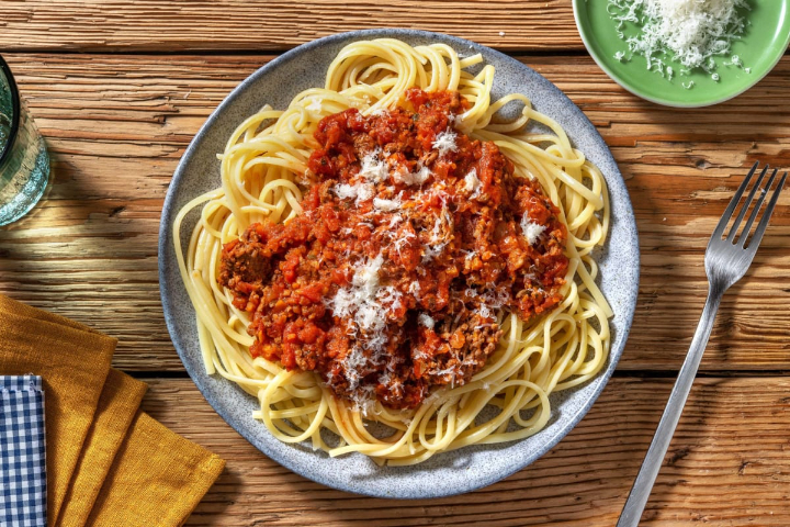 Spaghetti Bolognese - La Lup - Asian Kitchen