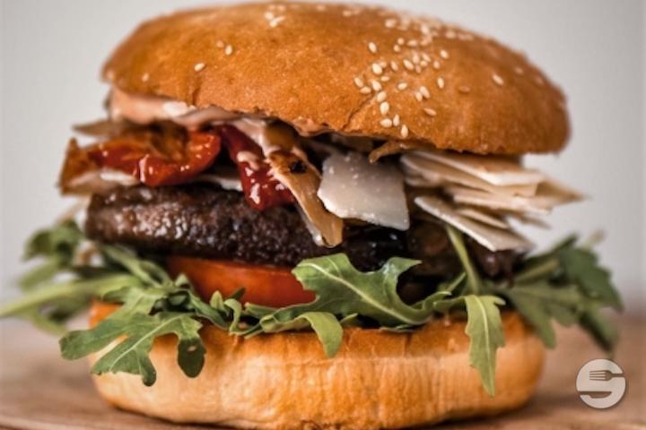 The Little Italy Burger - Burgerland