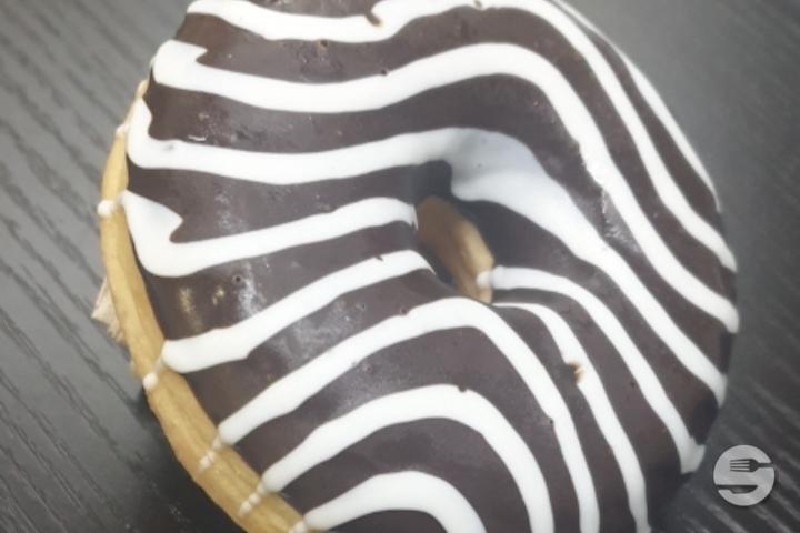 Donut with Chocolate Filling - Burgerland