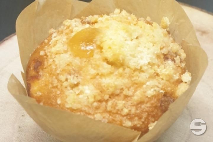 Cinnamon Apple Muffin - Burgerland