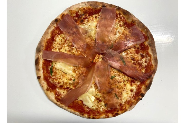 Tirolese - Pizza Margherita
