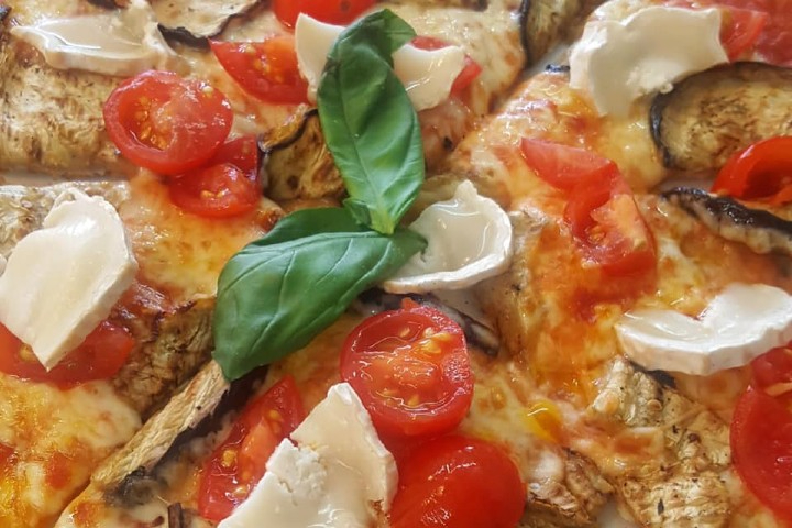Amalfitana - Maxi Special - Pizza Margherita
