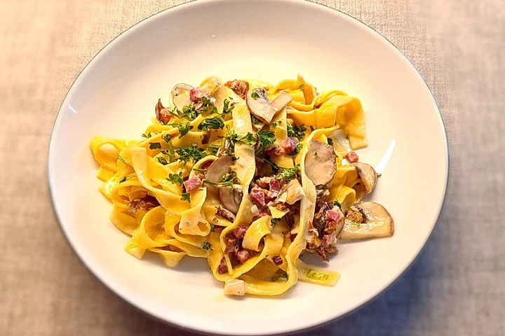 Pasta Alfredo - Loki Food Winterthur