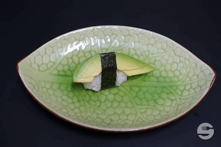 21. Nigiri Avocado - Yummy Sushi